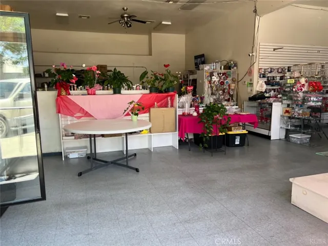 229 E Kings Street, Avenal, California 93204