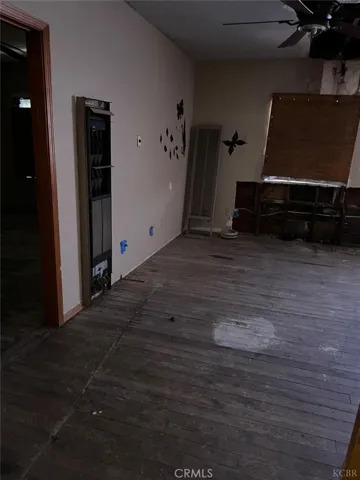 225 E Kings Street, Avenal, California 93204