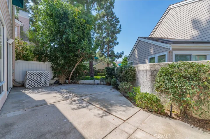 15 Harborcrest 42, Irvine, California 92604