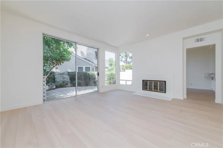 15 Harborcrest 42, Irvine, California 92604