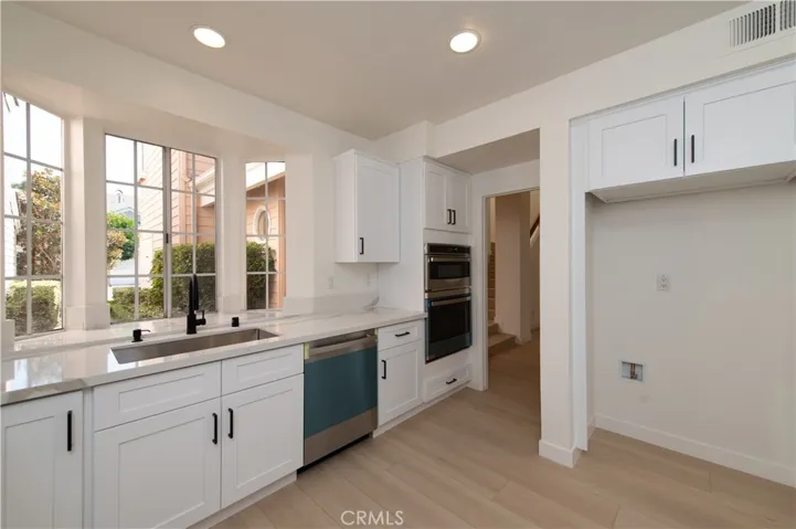 15 Harborcrest 42, Irvine, California 92604