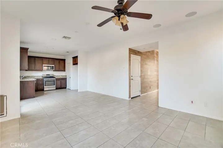 24174 Carnation Way, Lake Elsinore, California 92532