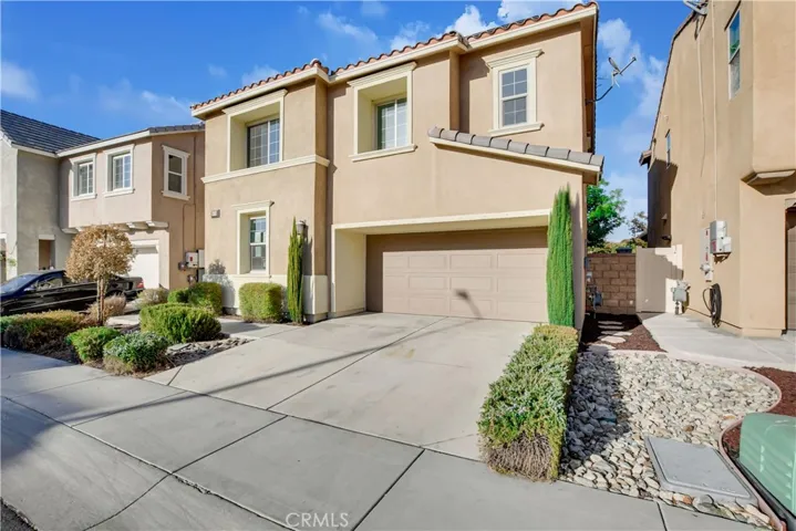 24174 Carnation Way, Lake Elsinore, California 92532