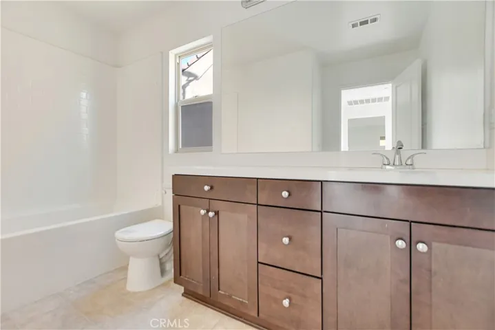 24174 Carnation Way, Lake Elsinore, California 92532