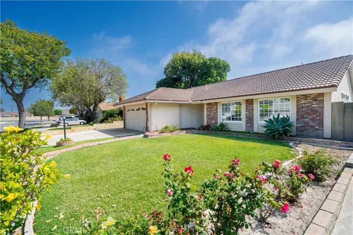 5912 Brannen Drive, Huntington Beach, California 92649