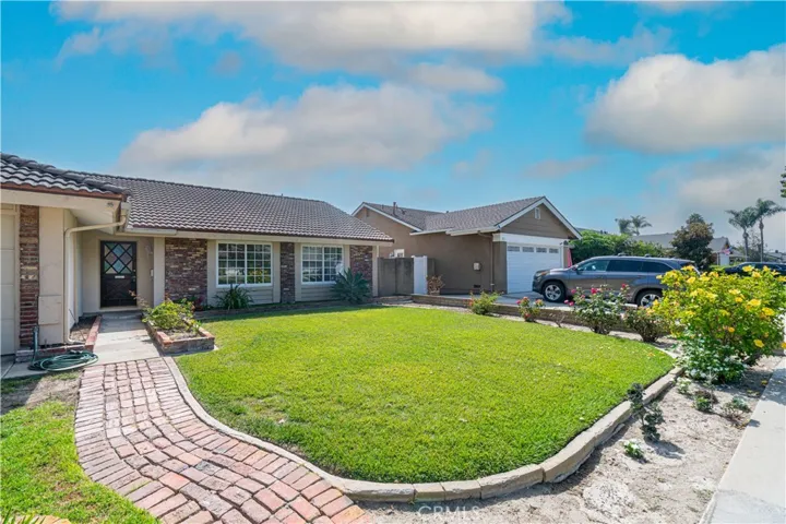 5912 Brannen Drive, Huntington Beach, California 92649