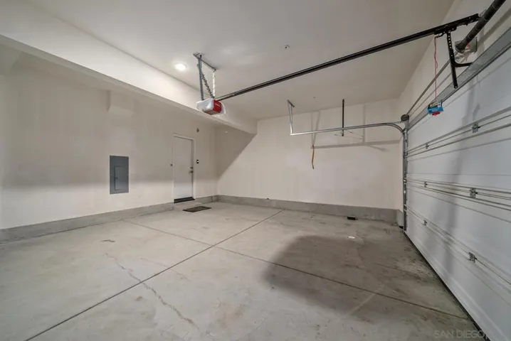 5264 Beachfront Cove St 218, San Diego, California 92154