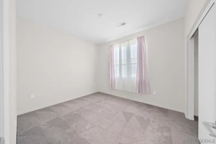 5264 Beachfront Cove St 218, San Diego, California 92154
