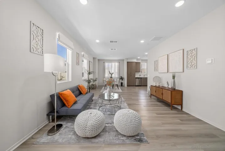 5264 Beachfront Cove St 218, San Diego, California 92154