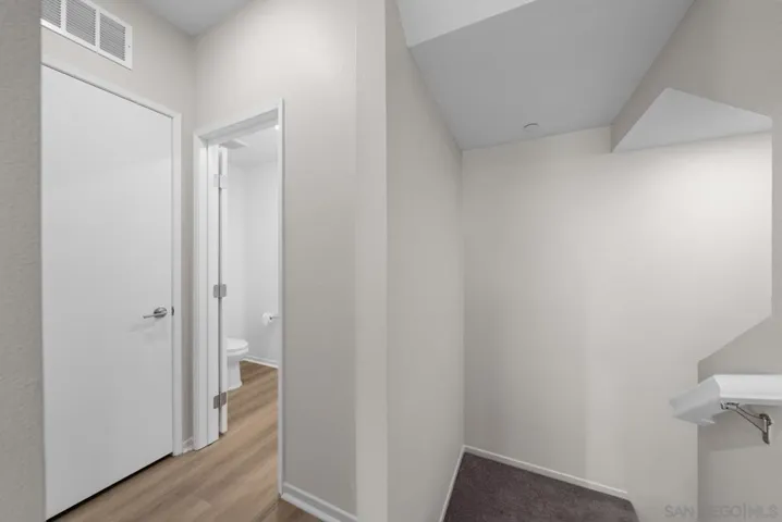 5264 Beachfront Cove St 218, San Diego, California 92154