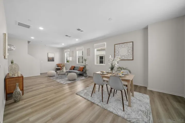 5264 Beachfront Cove St 218, San Diego, California 92154