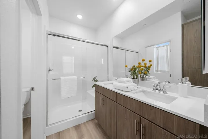 5264 Beachfront Cove St 218, San Diego, California 92154