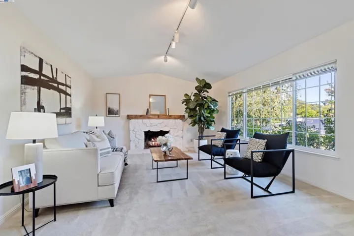 1492 Windsor Way, Livermore, California 94550