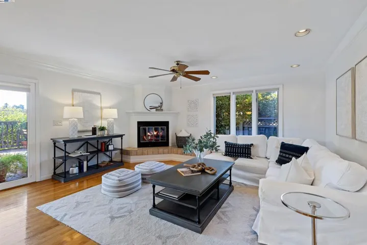1492 Windsor Way, Livermore, California 94550