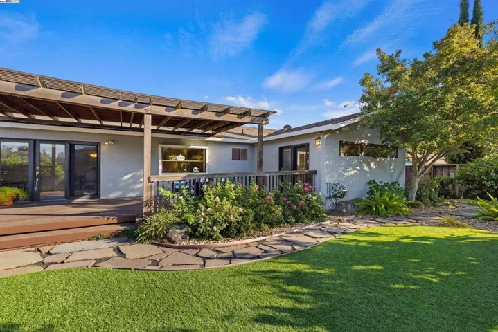 1492 Windsor Way, Livermore, California 94550