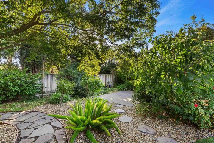 1492 Windsor Way, Livermore, California 94550