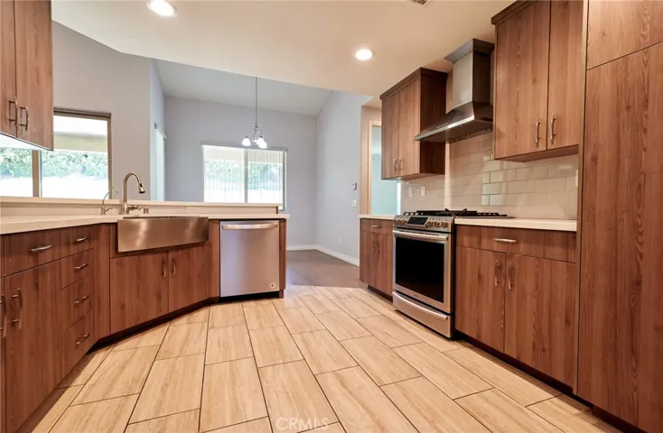 35654 Linda Lane, Yucaipa, California 92399