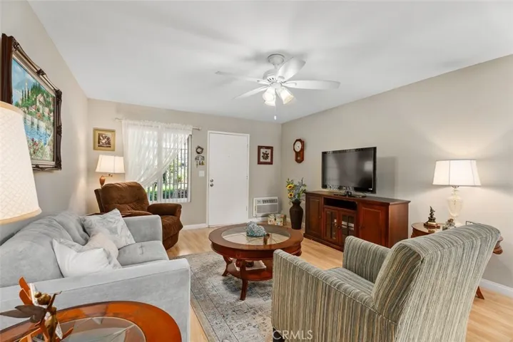 51 Streamwood, Irvine, California 92620