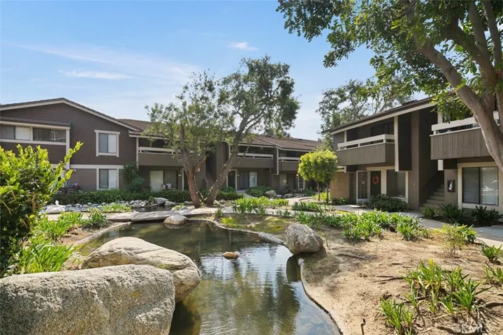 51 Streamwood, Irvine, California 92620