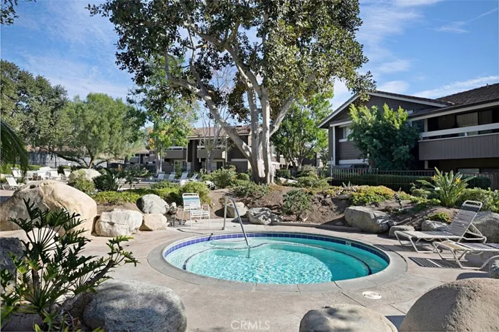 51 Streamwood, Irvine, California 92620