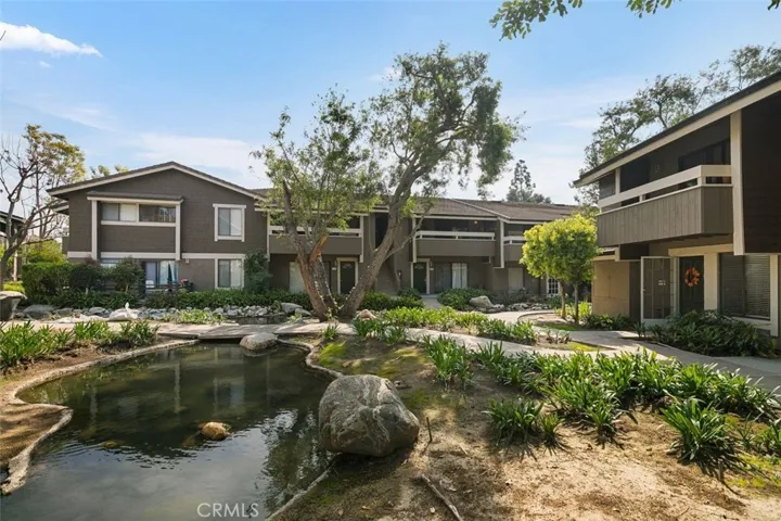 51 Streamwood, Irvine, California 92620