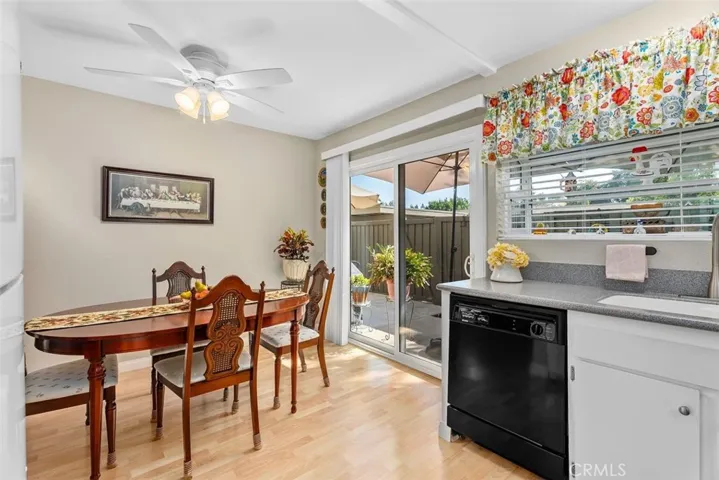 51 Streamwood, Irvine, California 92620