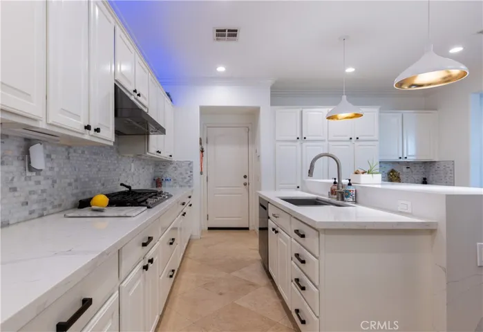 34 Bower Lane, Ladera Ranch, California 92694