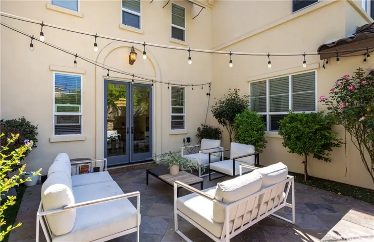 34 Bower Lane, Ladera Ranch, California 92694