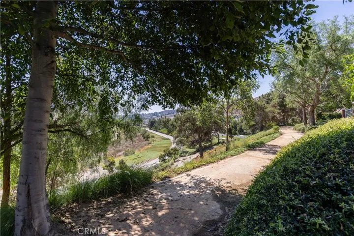 34 Bower Lane, Ladera Ranch, California 92694