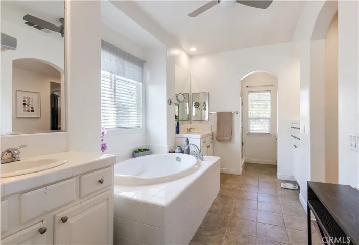 34 Bower Lane, Ladera Ranch, California 92694