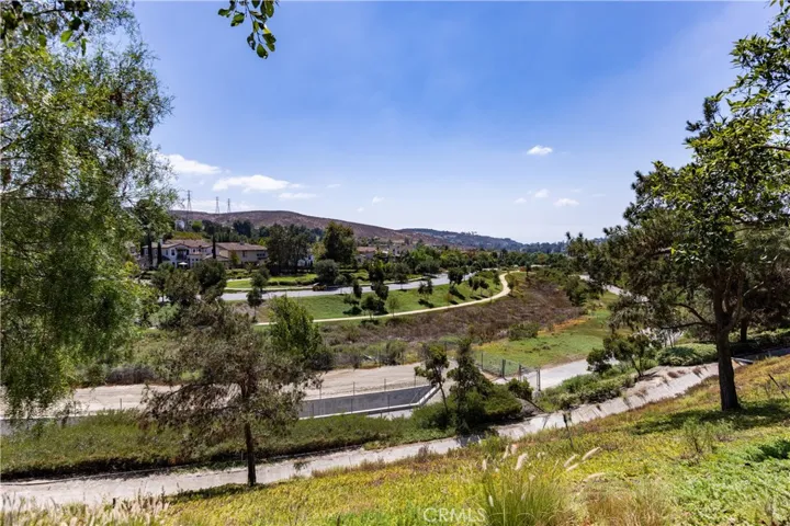 34 Bower Lane, Ladera Ranch, California 92694