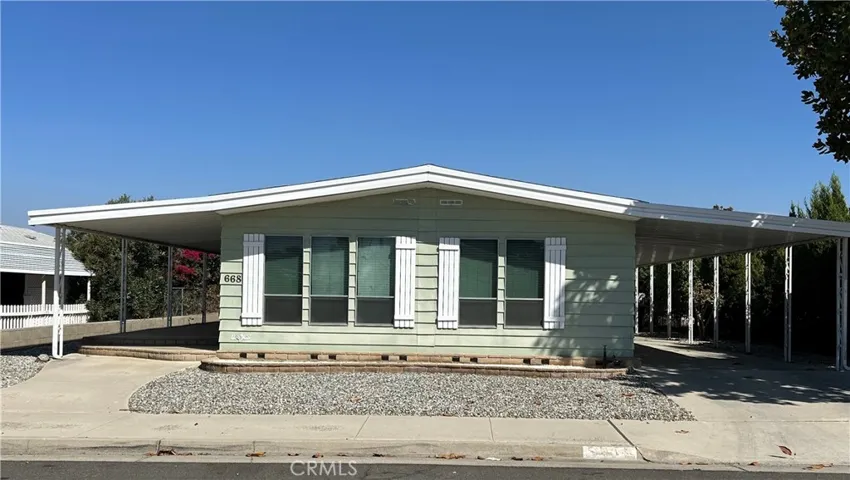 668 Seville Drive, Hemet, California 92543
