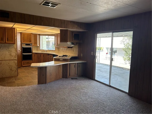 668 Seville Drive, Hemet, California 92543