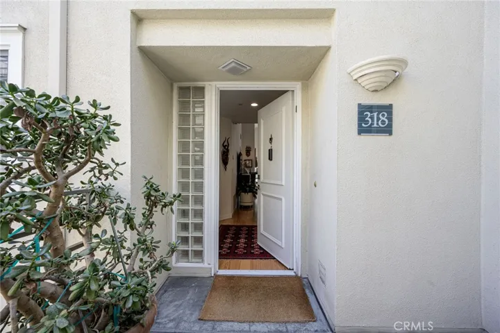 2233 Martin 318, Irvine, California 92612
