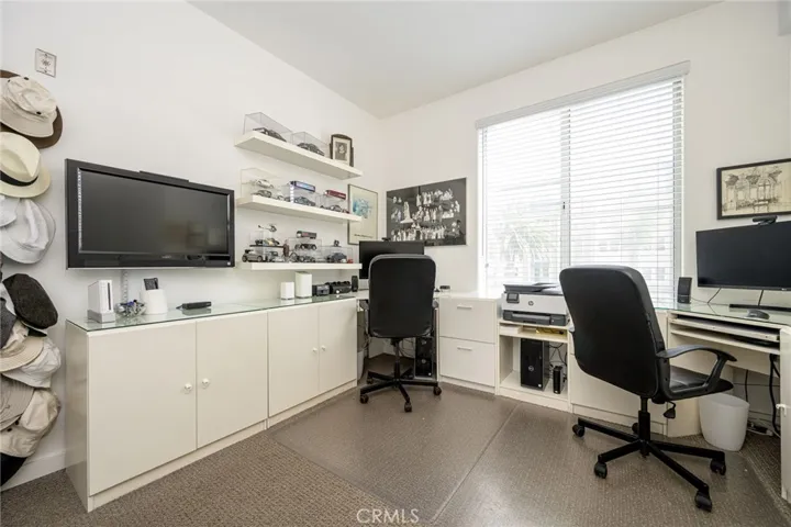 2233 Martin 318, Irvine, California 92612