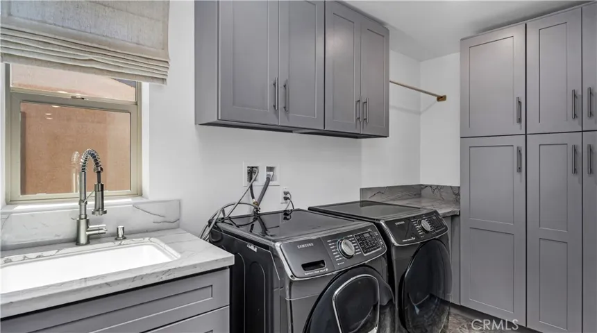 Laundy - washer and dryer included