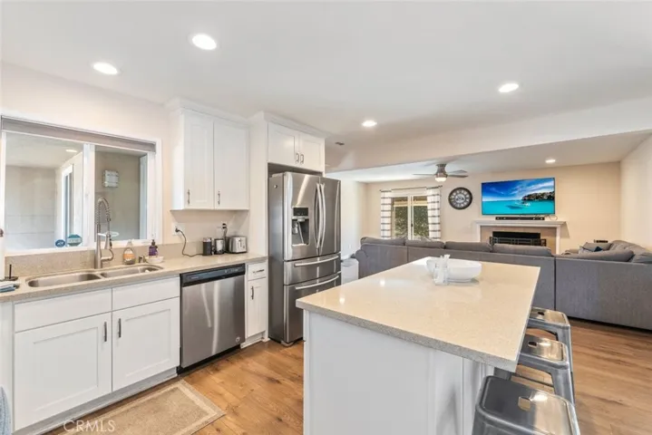 964 W Rancho Road, Corona, California 92882