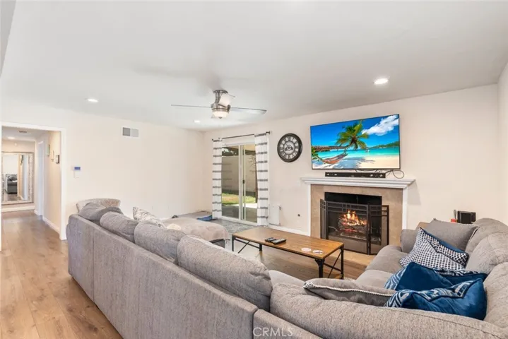 964 W Rancho Road, Corona, California 92882