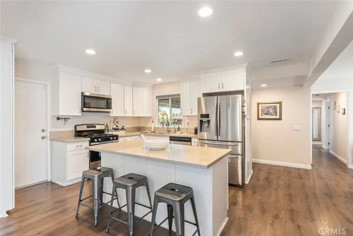 964 W Rancho Road, Corona, California 92882