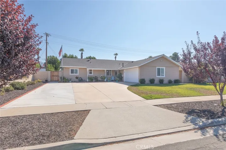 964 W Rancho Road, Corona, California 92882