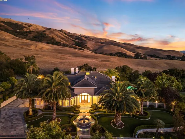2765 Grapevine Ter, Fremont, California 94539