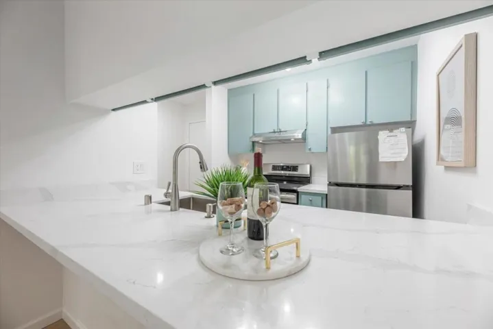 2138 Shelter Creek Lane, San Bruno, California 94066