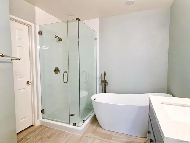 8533 Circle R Valley Ln, Escondido, California 92026