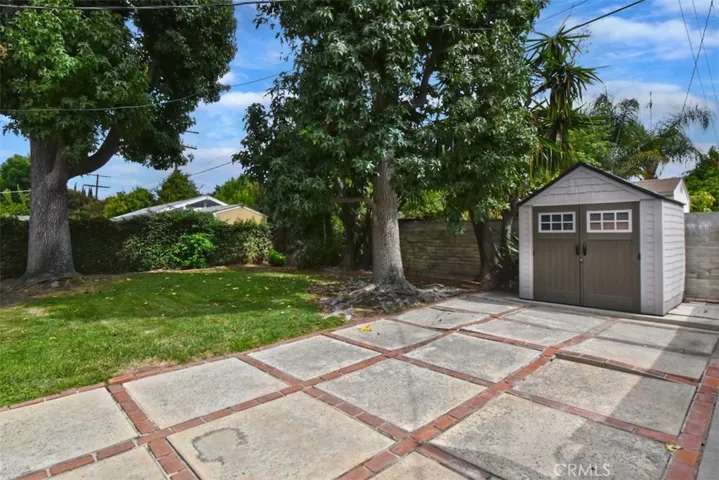 6832 Cantaloupe Avenue, Van Nuys, California 91405