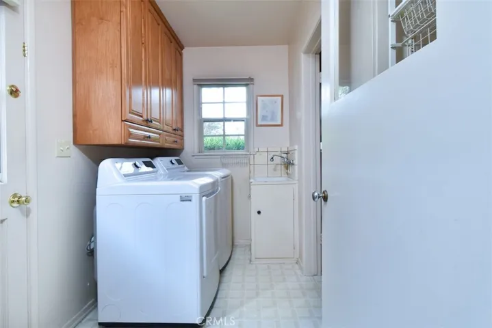 6832 Cantaloupe Avenue, Van Nuys, California 91405