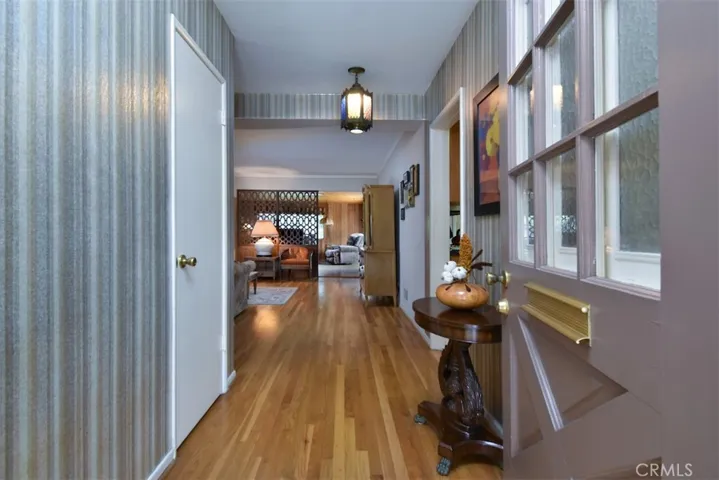 6832 Cantaloupe Avenue, Van Nuys, California 91405