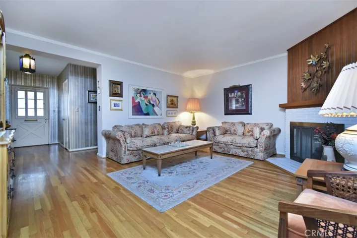 6832 Cantaloupe Avenue, Van Nuys, California 91405