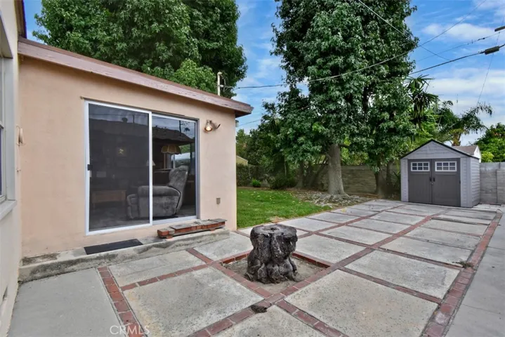 6832 Cantaloupe Avenue, Van Nuys, California 91405