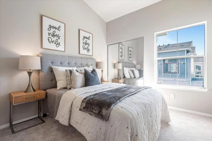 534 Shoal Circle, None, California 94065