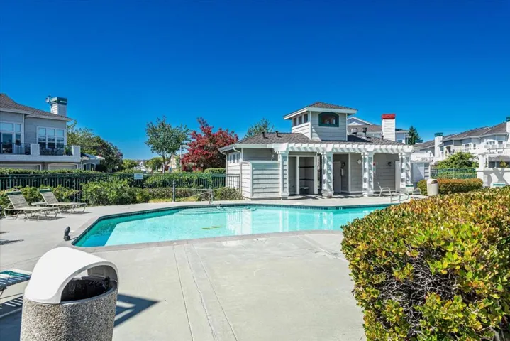 534 Shoal Circle, None, California 94065